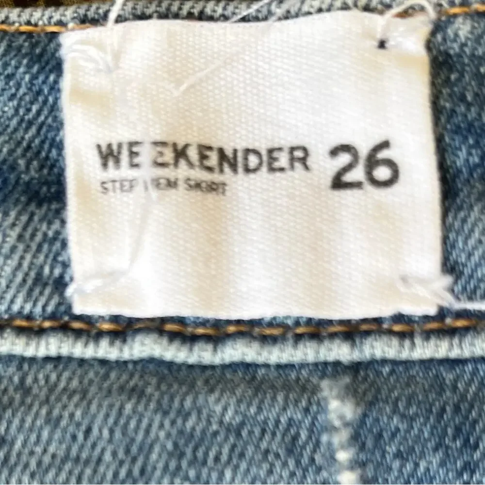 Hudson Weekender Step Hem Distressed Jean Mini Skirt size 26